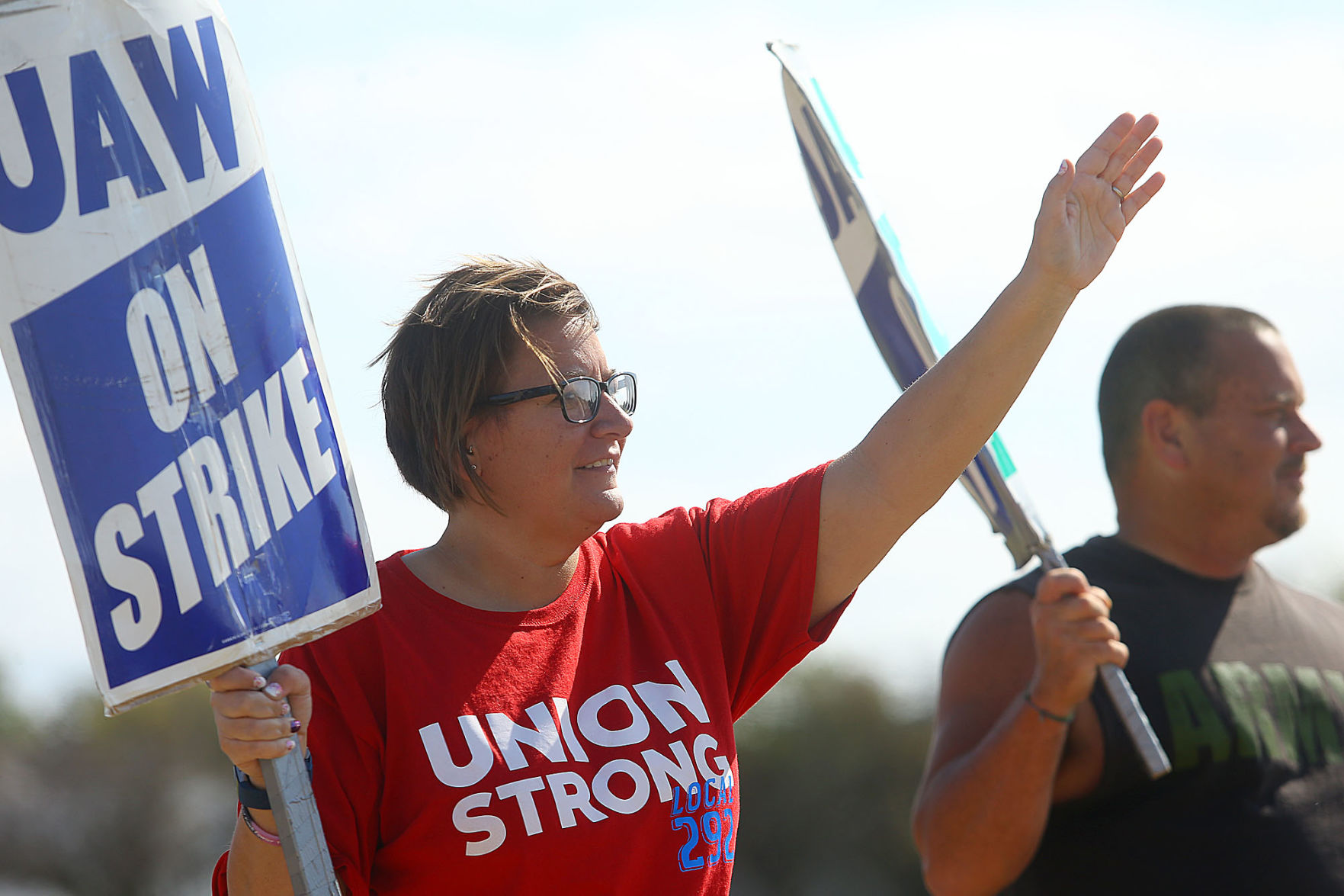 GM strike 10-15 04.jpg